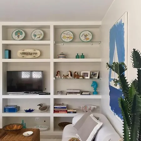 Signorile, Luminosissima Vista Mare Nyaraló *